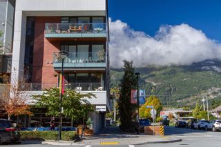 Photo 3: 408 37881 CLEVELAND Avenue in Squamish: Downtown SQ Condo for sale : MLS®# R2833329
