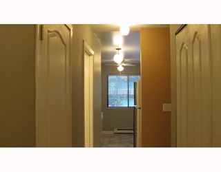 Photo 3: 301 1015 ST ANDREWS Street in New Westminster: Uptown NW Condo for sale : MLS®# V797667