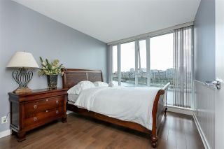 Photo 10: 806 918 COOPERAGE Way in Vancouver: Yaletown Condo for sale in "THE MARINER" (Vancouver West)  : MLS®# R2000227