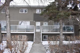 Photo 1: 315 212 Greenway Crescent West in Winnipeg: Crestview Condominium for sale (5H)  : MLS®# 1931045