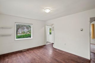 Photo 6: 1481 Hillside Ave in Victoria: Vi Oaklands Single Family Residence for sale : MLS®# 950257