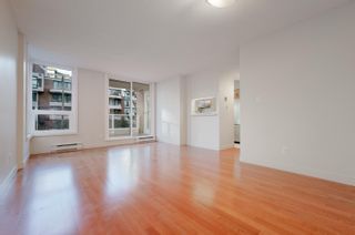 Photo 10: 302 1935 HARO Street in Vancouver: West End VW Condo for sale in "Sundial At The Park" (Vancouver West)  : MLS®# R2854444