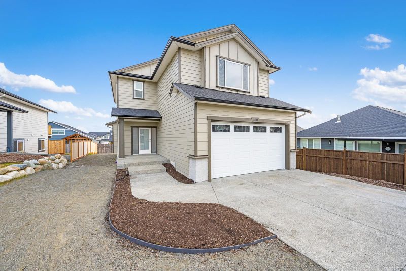 FEATURED LISTING: 3402 Eagleview Cres Courtenay