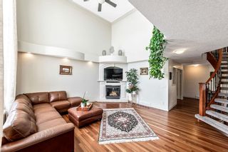 Photo 8: 17 Everglade Place SW in Calgary: Evergreen Detached for sale : MLS®# A2029145