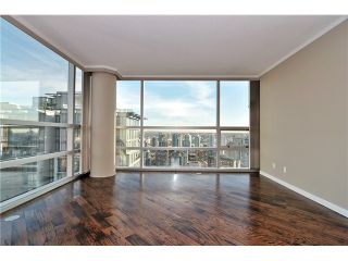 Photo 3: 2806 1050 BURRARD Street in Vancouver: Downtown VW Condo for sale in "WALL CENTRE" (Vancouver West)  : MLS®# V966215