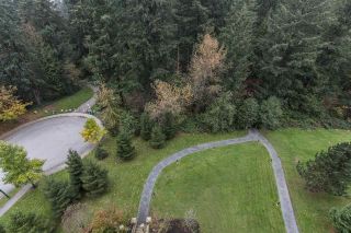 Photo 2: 906 6823 STATION HILL Drive in Burnaby: South Slope Condo for sale in "BELVEDERE" (Burnaby South)  : MLS®# R2534657