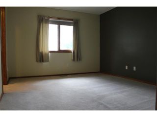 Photo 9: 31 APPLERIDGE Green SE in CALGARY: Applewood Residential Detached Single Family for sale (Calgary)  : MLS®# C3620379