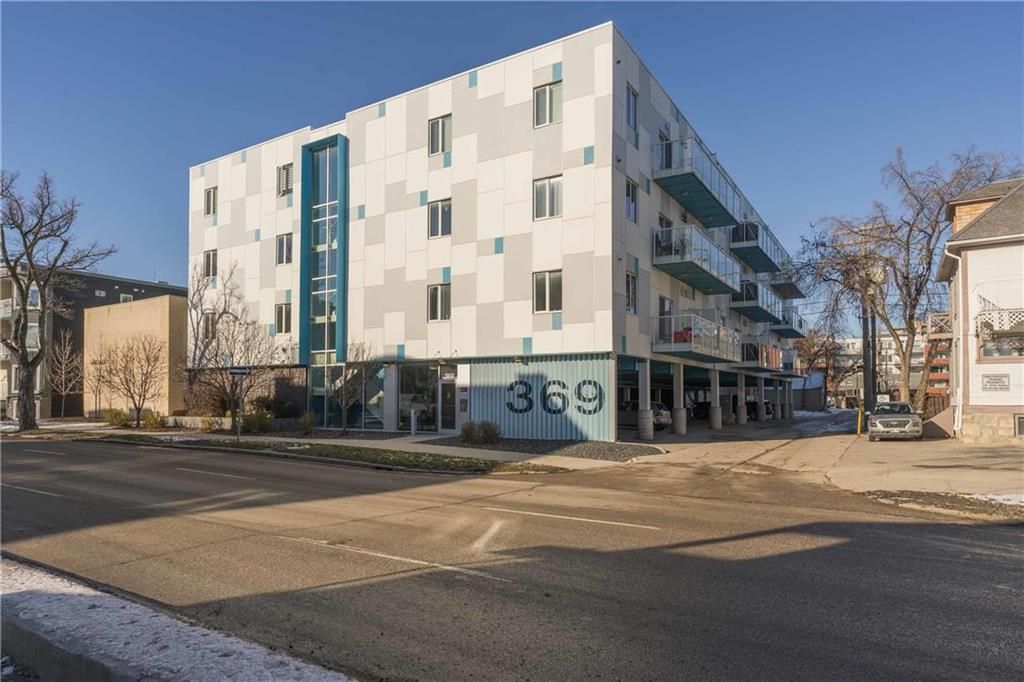 Main Photo: 207 369 Stradbrook Avenue in Winnipeg: Osborne Village Condominium for sale (1B)  : MLS®# 202330671