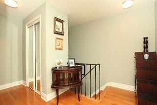 Photo 5: 1 140 Ripley Court in Oakville: College Park House (2-Storey) for sale : MLS®# W2942554