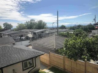 Photo 18: 870 E 58TH Avenue in Vancouver: South Vancouver 1/2 Duplex for sale (Vancouver East)  : MLS®# R2529383