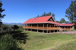 Photo 2: 4960 MORRIS Road in Smithers: Smithers - Rural House for sale (Smithers And Area (Zone 54))  : MLS®# R2597020