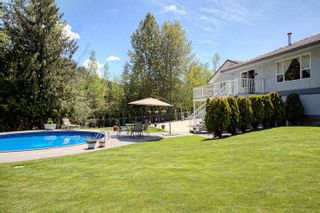 Photo 3: 2728 Rose Dale Drive in Blind Bay: Shuswap Lake Estates House for sale : MLS®# 10038293