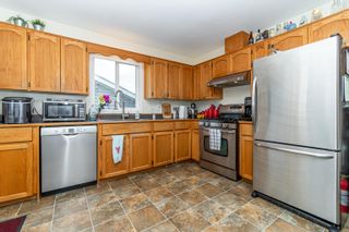 Photo 3: 1578 CANTERBURY Drive: Agassiz House for sale : MLS®# R2716330