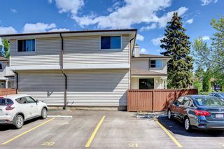 Photo 18: 21 1155 Falconridge Drive NE in Calgary: Falconridge Row/Townhouse for sale : MLS®# A1233763