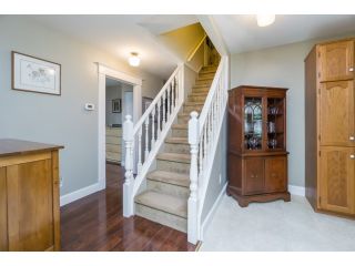 Photo 7: 18076 58TH Avenue in Surrey: Cloverdale BC House for sale in "CLOVERDALE" (Cloverdale)  : MLS®# F1440680