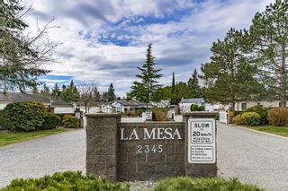 Photo 3: 56 2345 CRANLEY Drive in Surrey: King George Corridor Manufactured Home for sale in "LE MESA" (South Surrey White Rock)  : MLS®# R2758351