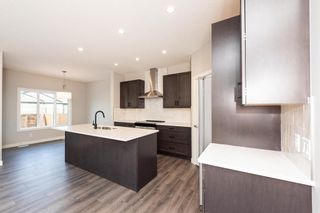 Photo 7: 92 walgrove Rise SE in Calgary: Walden Detached for sale : MLS®# A2021565
