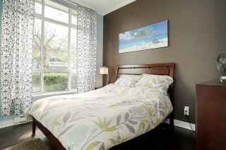 Photo 7: 84 15353 100 Avenue in Surrey: Guildford Townhouse for sale in "Soul of Guildford" (North Surrey)  : MLS®# R2211059