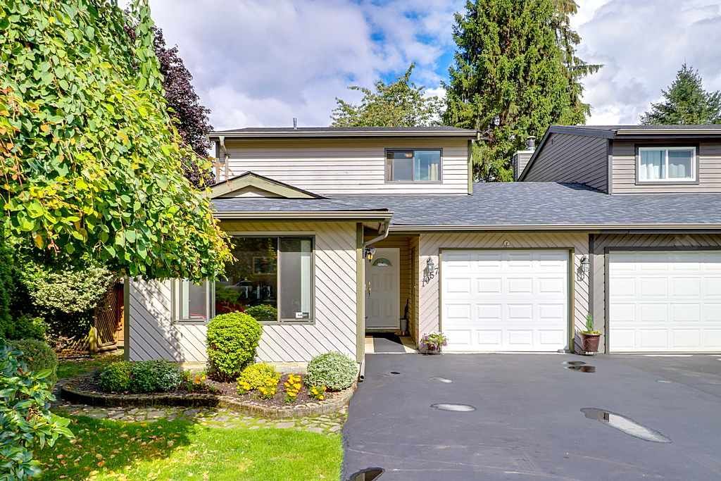 Main Photo: 1057 LOMBARDY Drive in Port Coquitlam: Lincoln Park PQ 1/2 Duplex for sale in "LINCOLN PARK" : MLS®# R2305959