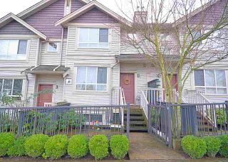 Photo 1: 4 19560 68 Avenue in Surrey: Clayton Townhouse for sale in "SOLANA" (Cloverdale)  : MLS®# R2232580