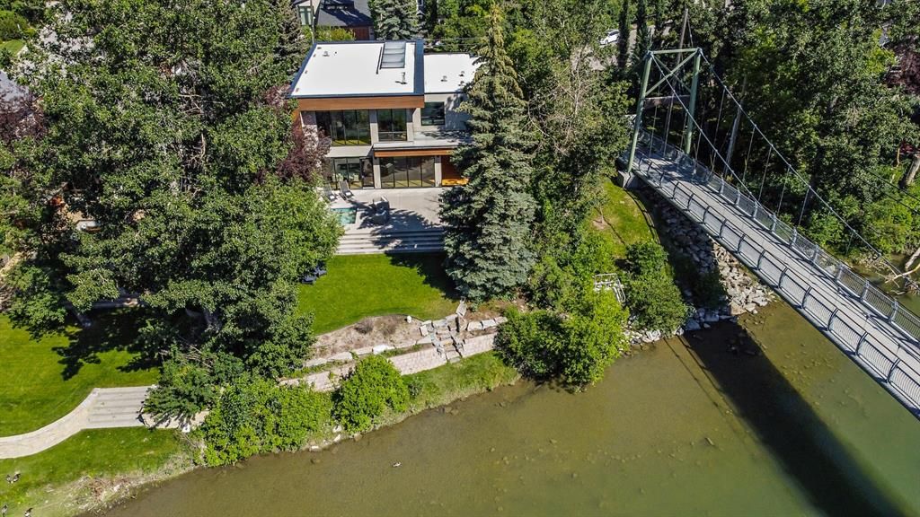 Main Photo: 850 Rideau Road SW in Calgary: Rideau Park Detached for sale : MLS®# A1237623