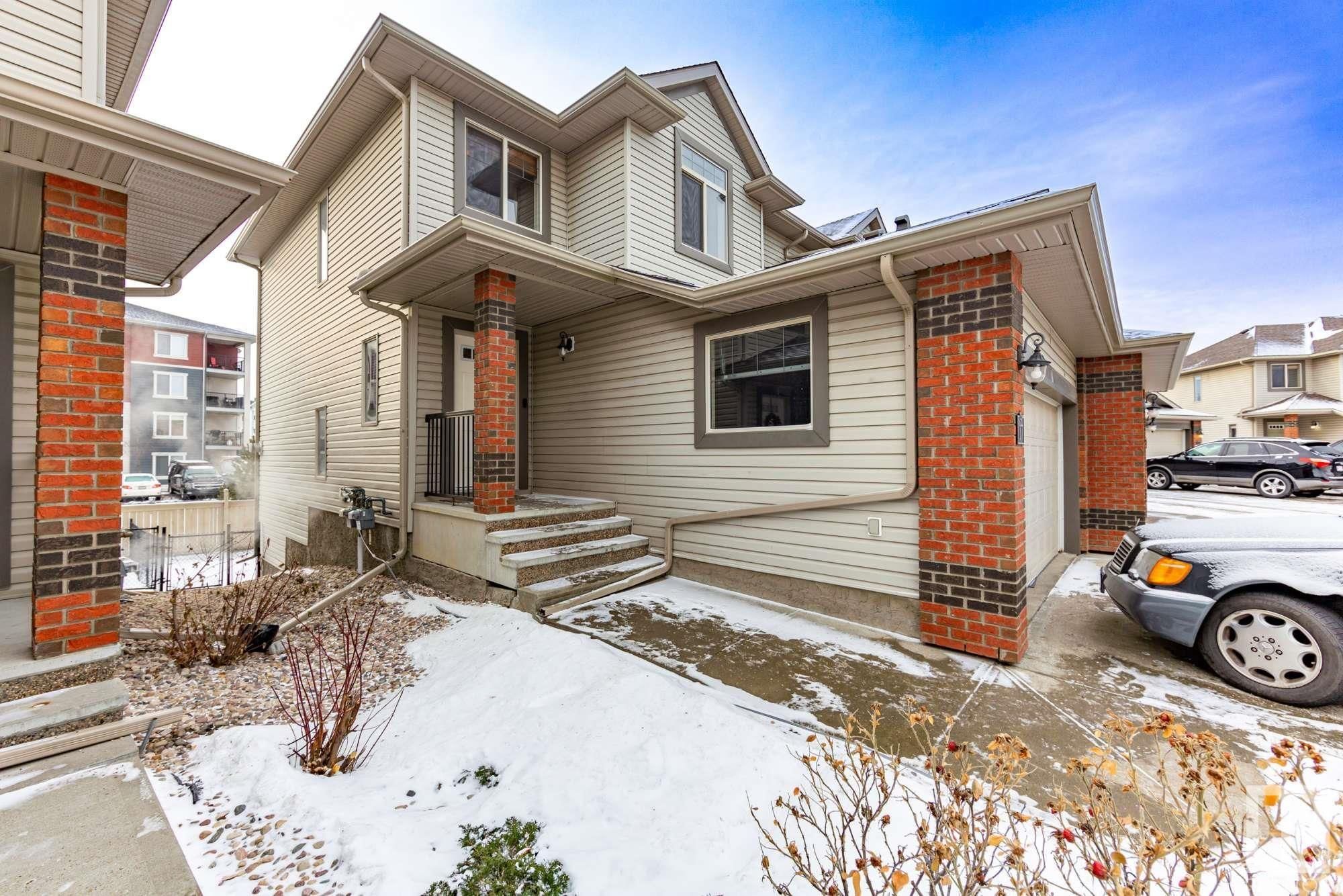 Main Photo: 17 1128 156 st in Edmonton: Zone 14 House Half Duplex for sale : MLS®# E4273862