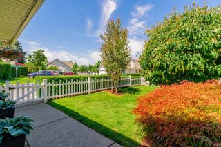 Photo 4: 49 9208 208 Street in Langley: Walnut Grove Townhouse for sale in "Churchill Park" : MLS®# R2706951
