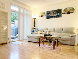 Photo 6: 28 9800 KILBY Drive in Richmond: West Cambie Townhouse for sale in "Deserts Oaks" : MLS®# R2472654