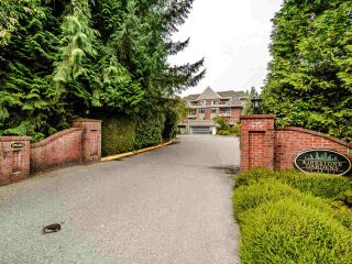 Photo 2: 311 2020 CEDAR VILLAGE Crescent in North Vancouver: Westlynn Condo for sale in "KIRKSTONE GARDENS" : MLS®# R2499573