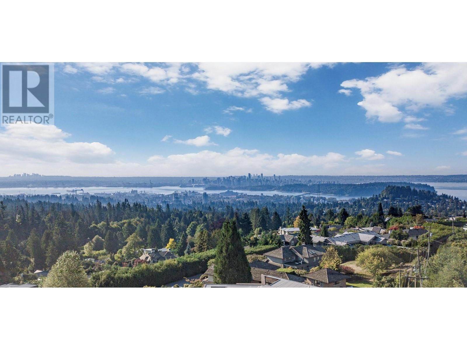 685 KING GEORGES WAY, West Vancouver