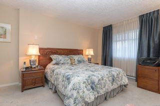 Photo 5: 106 2311 Mills Rd in Sidney: Si Sidney North-East Condo for sale : MLS®# 927241