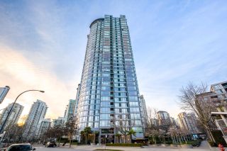 Photo 4: 905 1033 MARINASIDE Crescent in Vancouver: Yaletown Condo for sale (Vancouver West)  : MLS®# R2762368