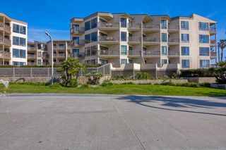 Photo 2: PACIFIC BEACH Condo for sale : 2 bedrooms : 4465 Ocean #34 in San Diego
