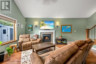 Photo 9: 2339 Suffolk Cres in Courtenay: House for sale : MLS®# 961811