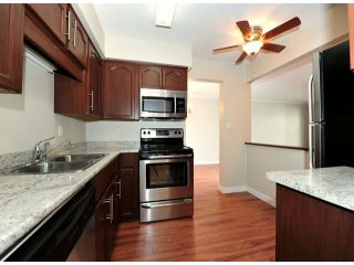 Photo 3: 202 2425 CHURCH Street in Abbotsford: Abbotsford West Condo for sale in "PARKVIEW PLACE" : MLS®# F1324258