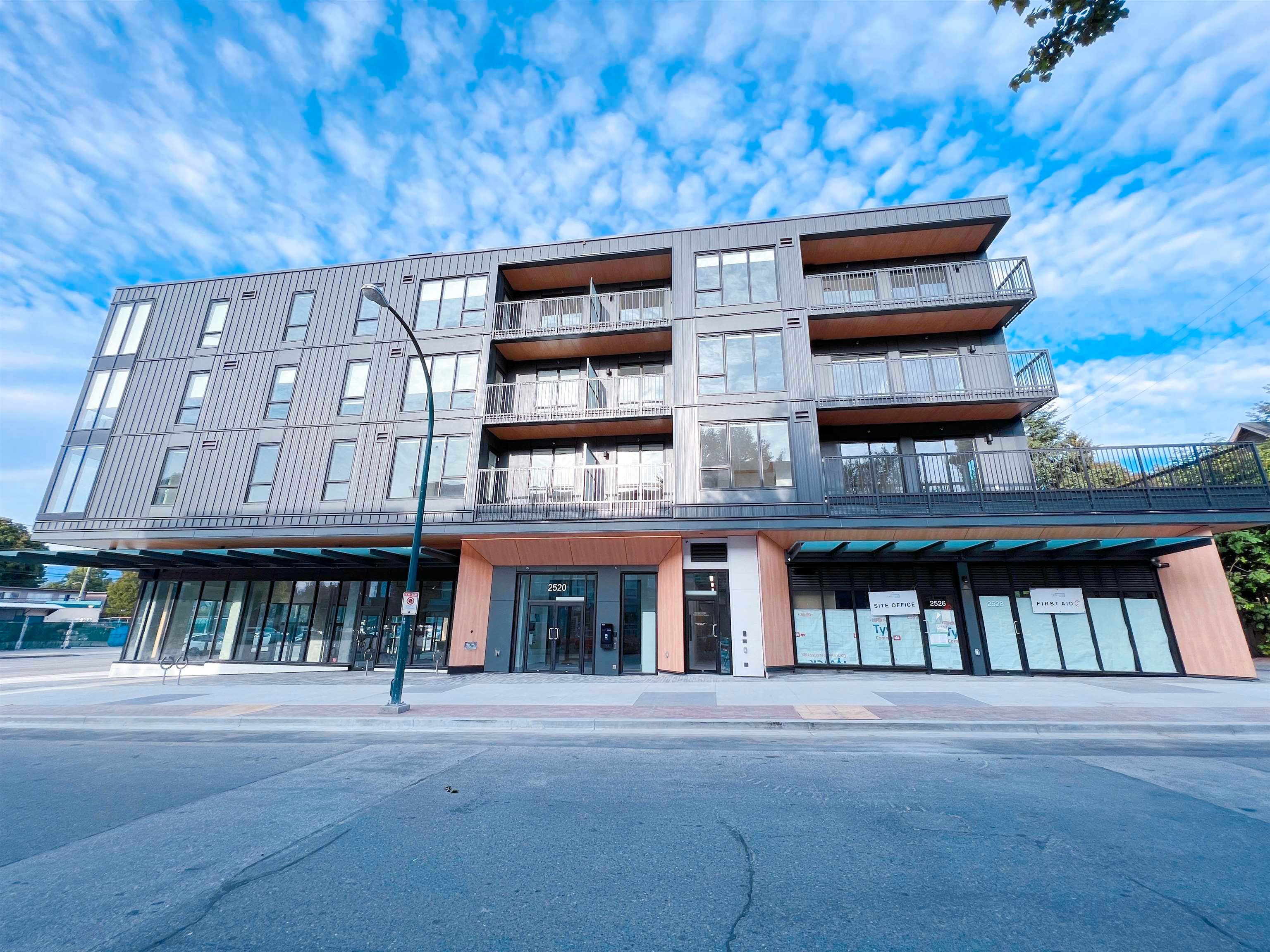 Main Photo: 223 2520 GUELPH Street in Vancouver: Mount Pleasant VE Condo for sale (Vancouver East)  : MLS®# R2785738