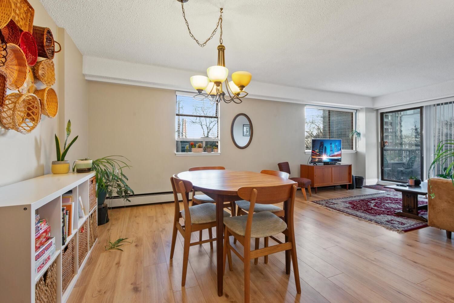Main Photo: 204 47 AGNES Street in New Westminster: Downtown NW Condo for sale in "Fraser House" : MLS®# R2835133