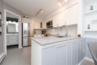 Photo 4: 235 2565 W BROADWAY in Vancouver: Kitsilano Townhouse for sale in "TRAFALGAR MEWS" (Vancouver West)  : MLS®# R2150536