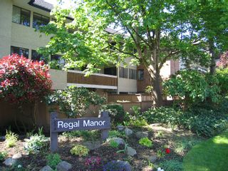 Photo 1: 206 316 CEDAR Street in New_Westminster: Sapperton Condo for sale in "Regal Manor" (New Westminster)  : MLS®# V656663