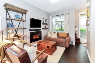 Photo 1: 1833 CHARLES Street in Vancouver: Grandview VE Townhouse for sale in "Jeff's Residence" (Vancouver East)  : MLS®# R2278088
