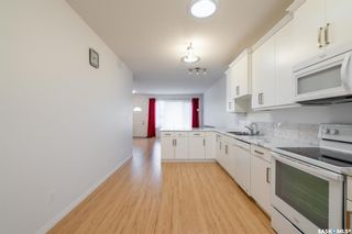 Photo 10: 402 Victoria Avenue in Regina: Broders Annex Residential for sale : MLS®# SK965984