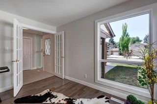 Photo 15: 375 Woodfield Road SW in Calgary: Woodbine Detached for sale : MLS®# A2073918
