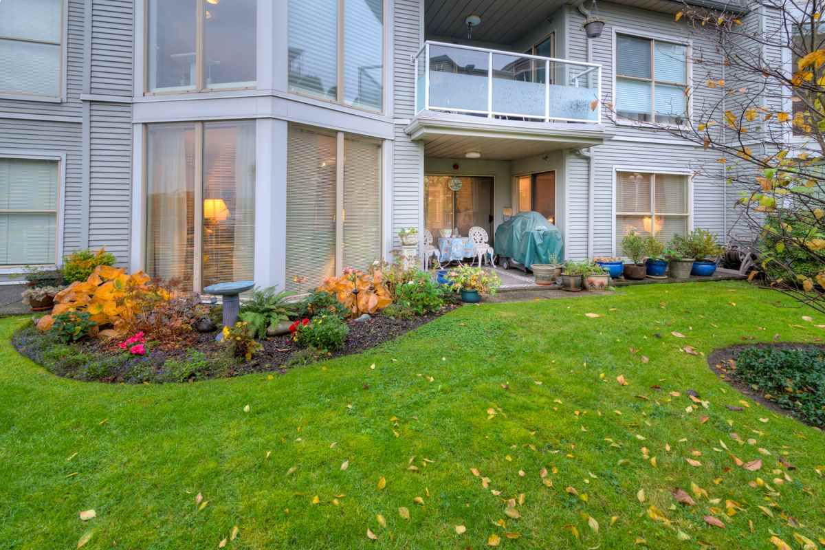 Main Photo: 102 68 RICHMOND Street in New Westminster: Fraserview NW Condo for sale in "Gate House" : MLS®# R2120125