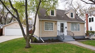 Photo 1: 90 Linden Avenue in Winnipeg: East Kildonan House for sale (North East Winnipeg) 