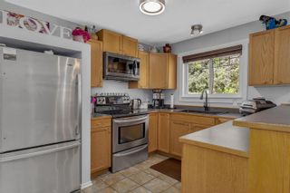 Photo 6: 4839 Princeton Avenue, in Peachland: House for sale : MLS®# 10273992