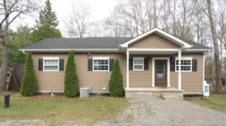 Photo 1: 7222 Highway 35 Road in Kawartha Lakes: Rural Laxton House (Bungalow-Raised) for sale : MLS®# X5200044