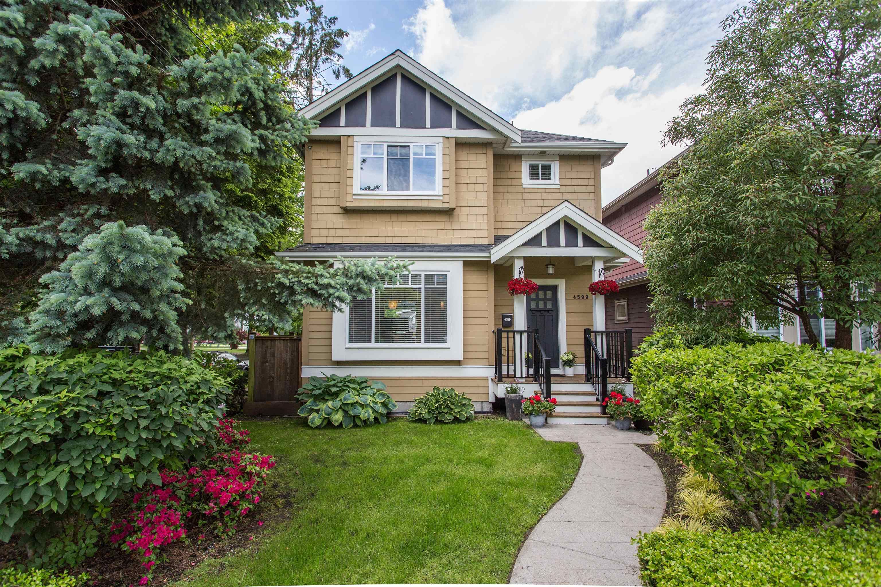Main Photo: 4599 JAMES Street in Vancouver: Main House for sale (Vancouver East)  : MLS®# R2702319