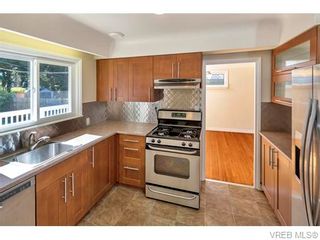 Photo 9: 2951 Eastdowne Rd in VICTORIA: OB Henderson House for sale (Oak Bay)  : MLS®# 742481