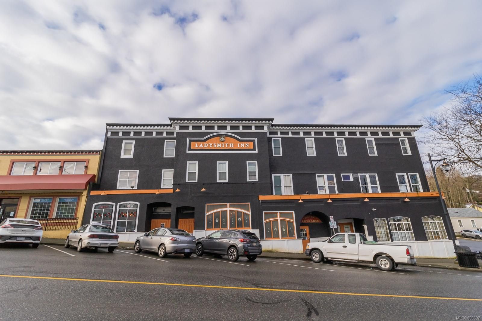 Main Photo: B 640 1st Ave in Ladysmith: Du Ladysmith Mixed Use for lease (Duncan)  : MLS®# 896637