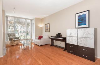 Photo 3: 1288 QUEBEC Street in Vancouver: Downtown VE Townhouse for sale (Vancouver East)  : MLS®# R2381608